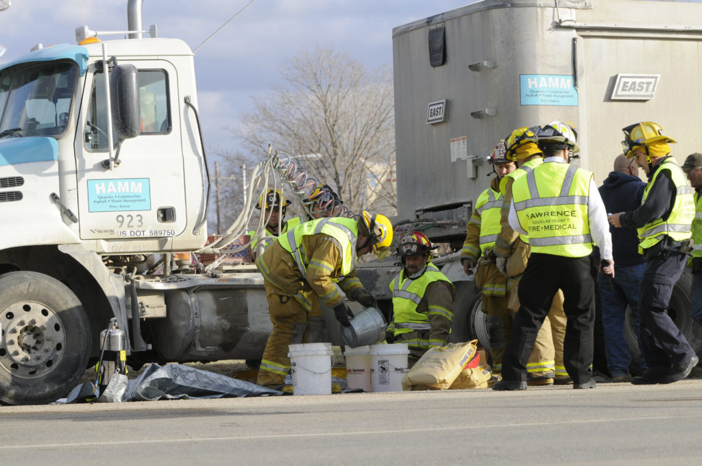 Tanker, semitrailer truck involved in accident News, Sports, Jobs